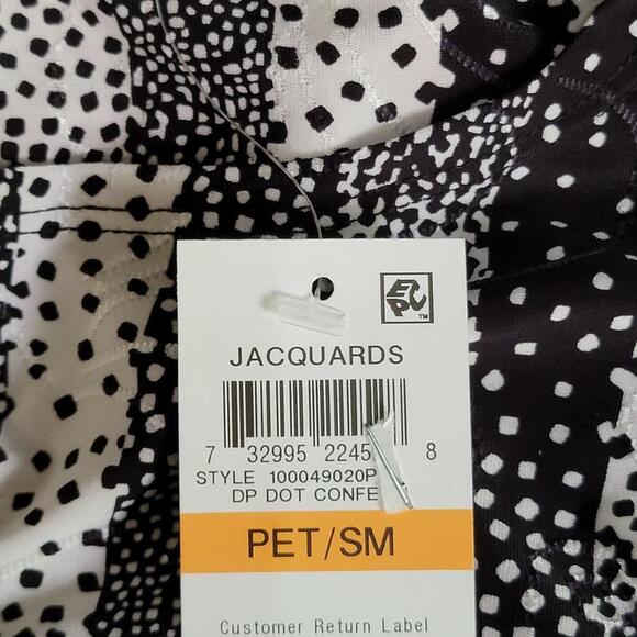 JM Collection Petite Printed Jacquard Top - Picture 4 of 4